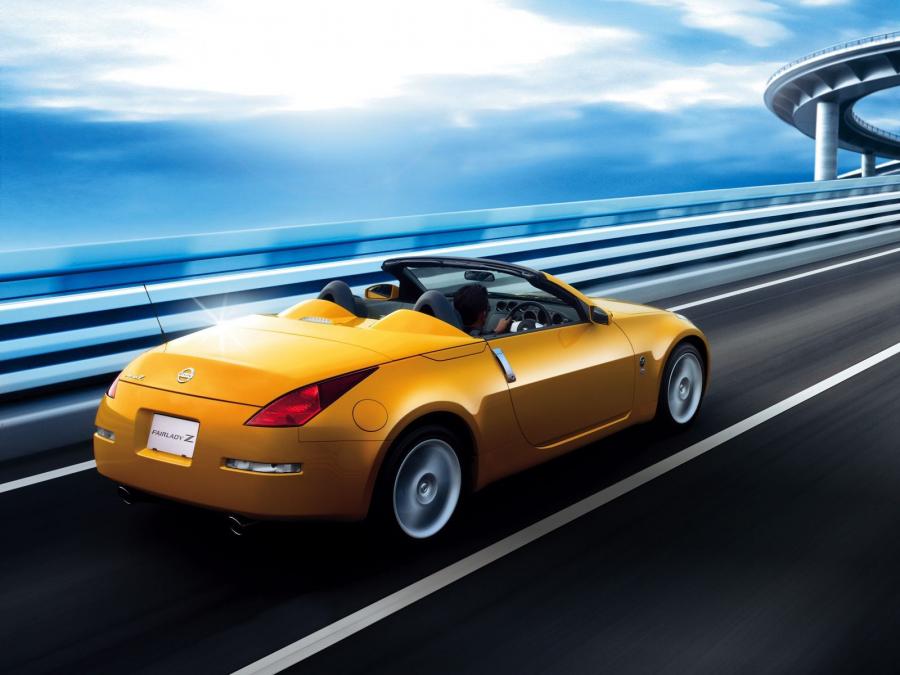  Nissan Fairlady Z Roadster 2003 года  (фото 2 из 10)